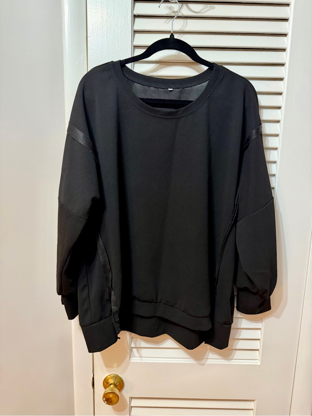 Black Oversized Crew Neck Sweatshirt